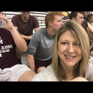 Meet your Posher, Renee